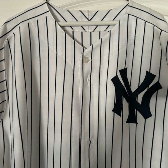 Derek Jeter Authentic Jersey - Picture 2 of 5